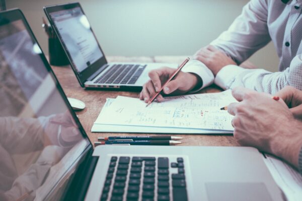 自社ECサイト運営に必要な業務やスキルとは